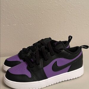 Jordan Kids Sneakers - Black and Purple size 2. Y